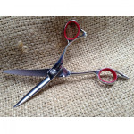 Yoshi brand 5.5" "Red Devil" scissor made in Japan.